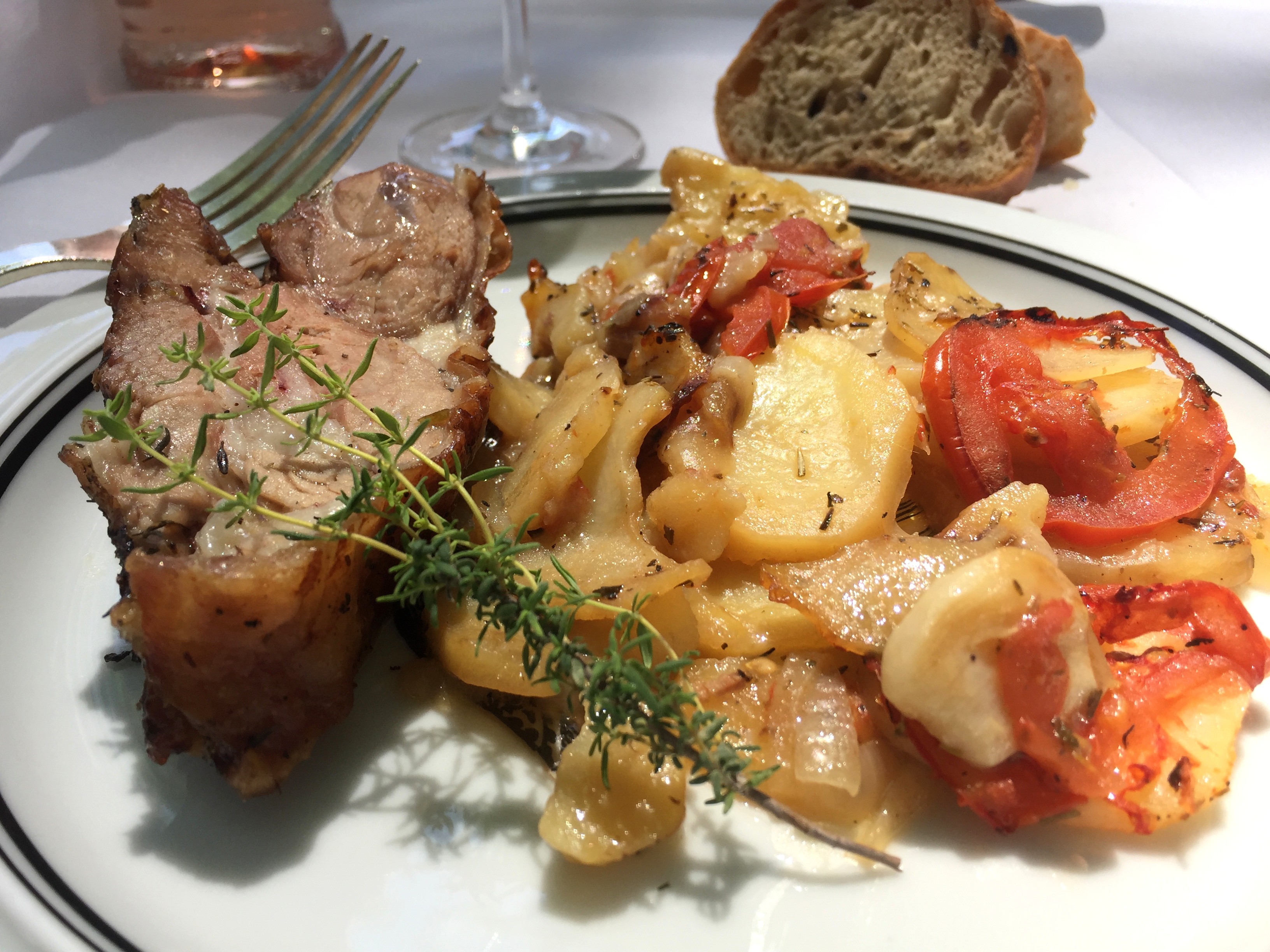 EPAULE D'AGNEAU AU FOUR - Château de l'Aumérade - La Boutique